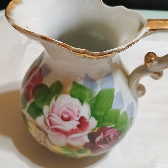 Small water pitcher - Picture 2 of 5